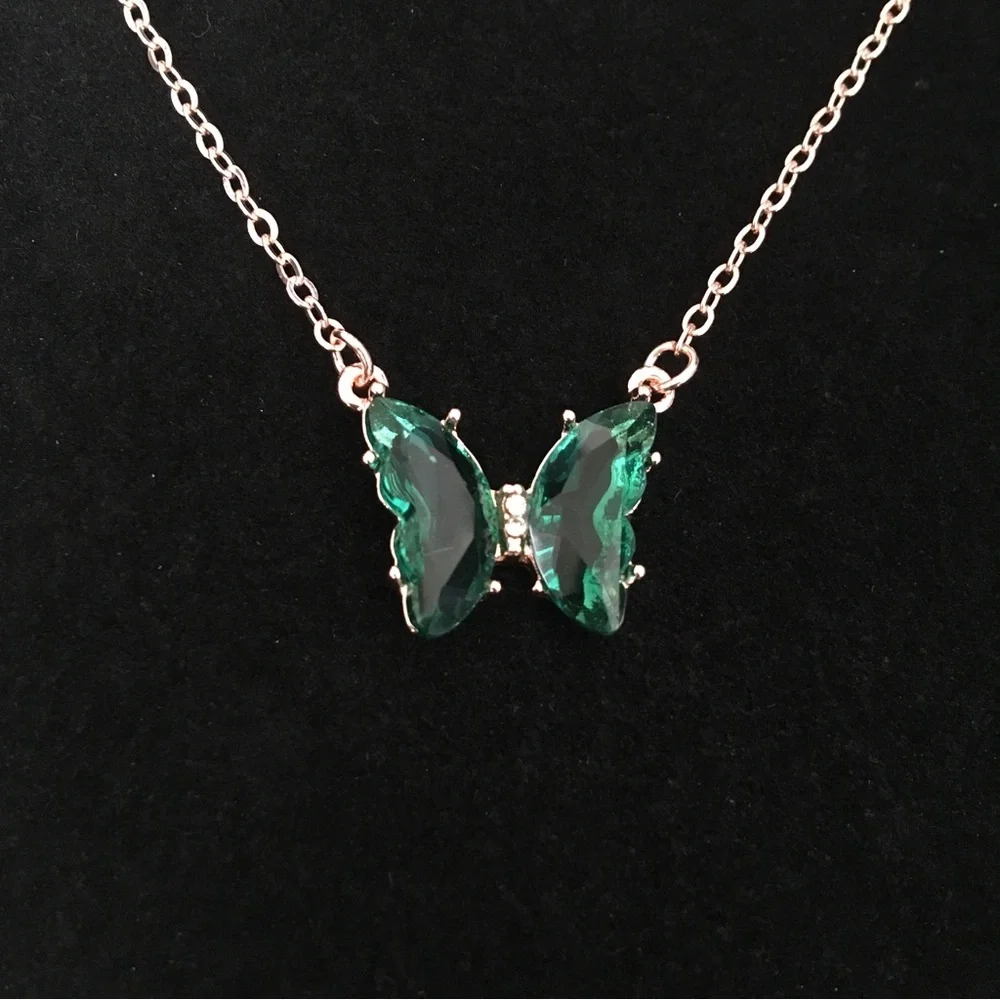 Gorgeous Green Butterfly Necklace - Picture 2 of 7